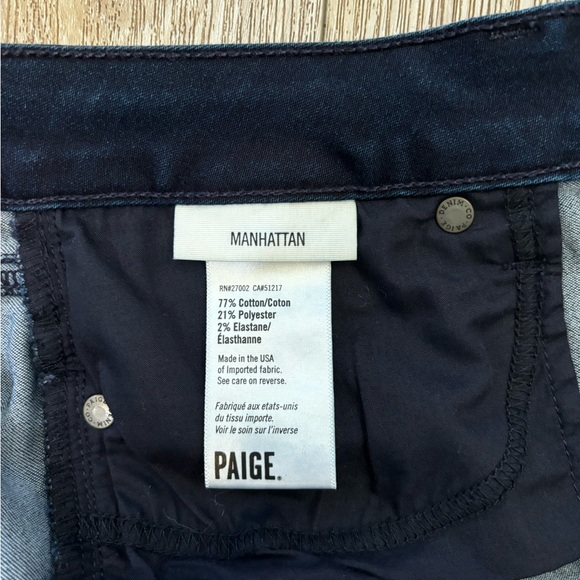 PAIGE Manhattan bootcut jeans, dark wash, mid rise, size 30x31 - Picture 9 of 10